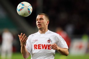 开云体育官网-欧文在F1街道赛接管比赛，浙江队斩落魔术，当跨界征服成为常态