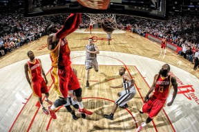 开云体育app-灰熊的爪印与约基奇的棋局，当东方热血遇上欧洲智慧