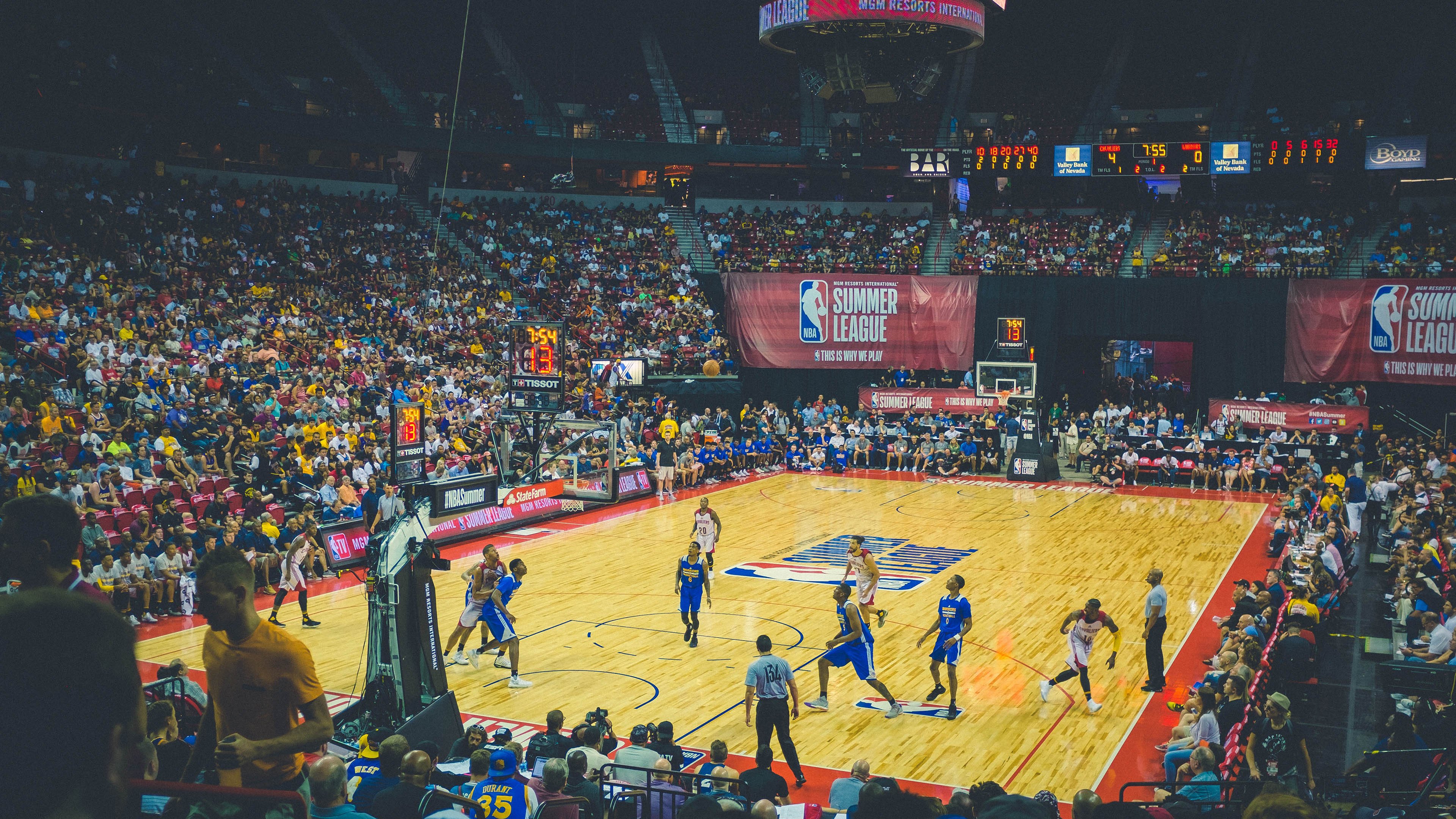 黄蜂完胜鹈鹕，拉梅洛·鲍尔的稳定输出，如何成为球队最可靠的不掉线引擎？